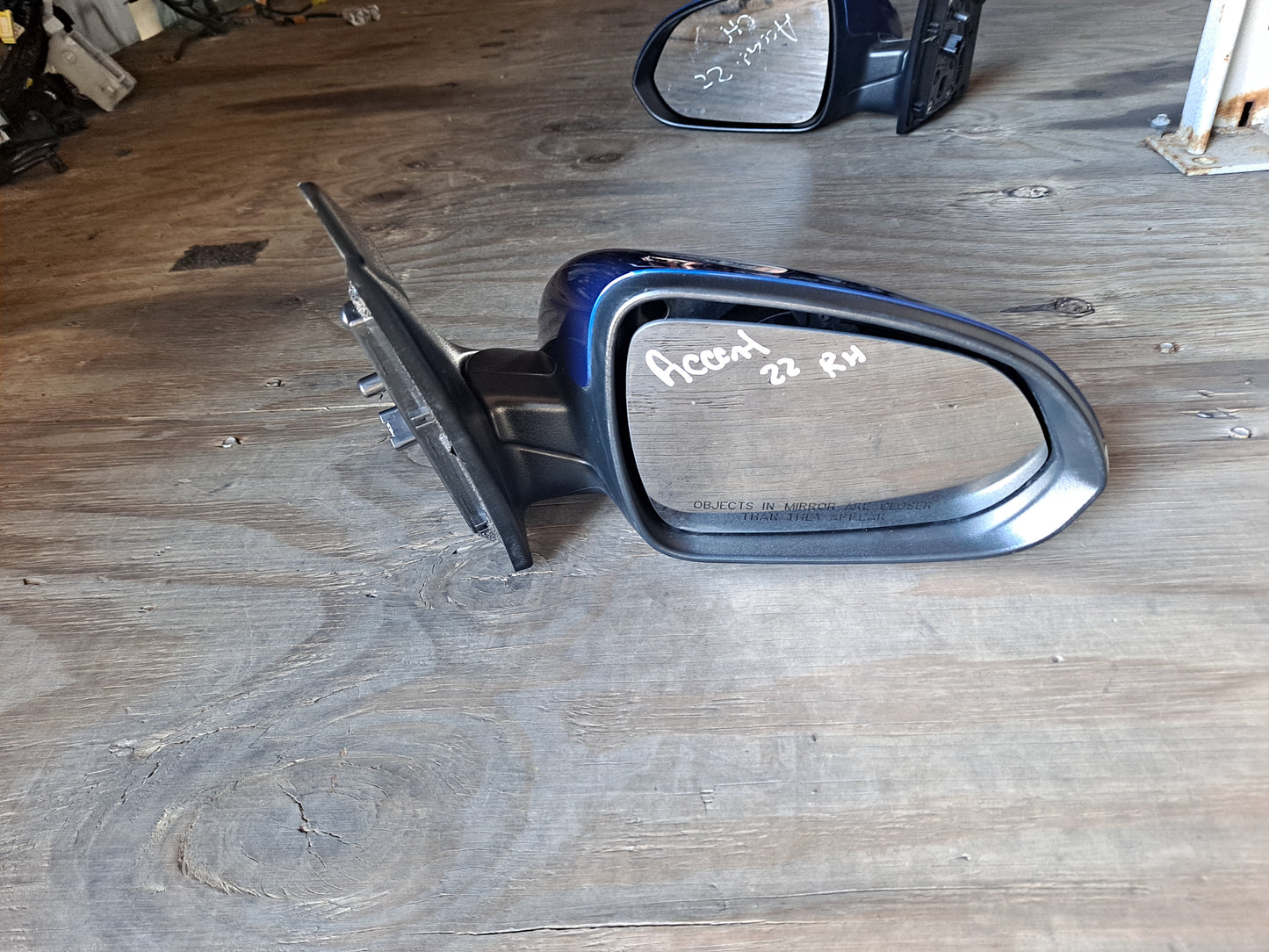 RETROVISOR DERECHO CON SEÑAL ACCENT HYUNDAI 2018-2022 (AZUL)