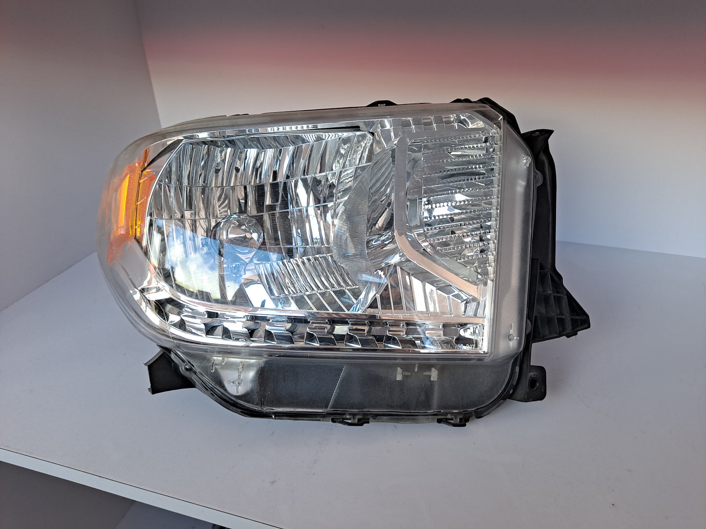HEAD LAMPS LH y RH TUNDRA 2013-2018 (LADO IZQUIERDO) Y DERECHO
