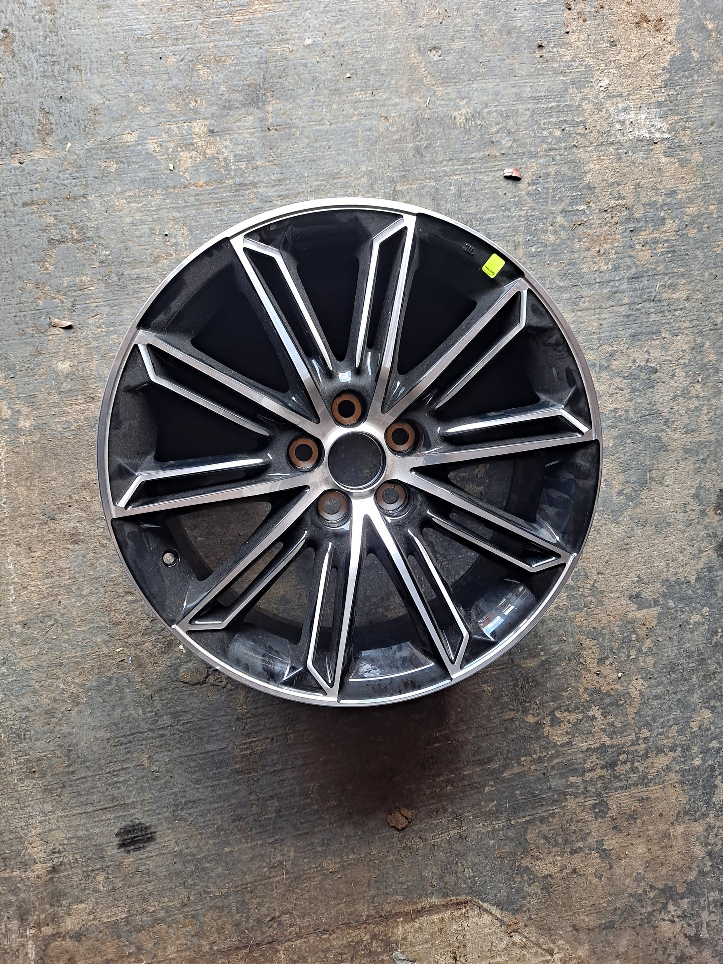 ARO 19" AVALON 2018-2020 NUEVO