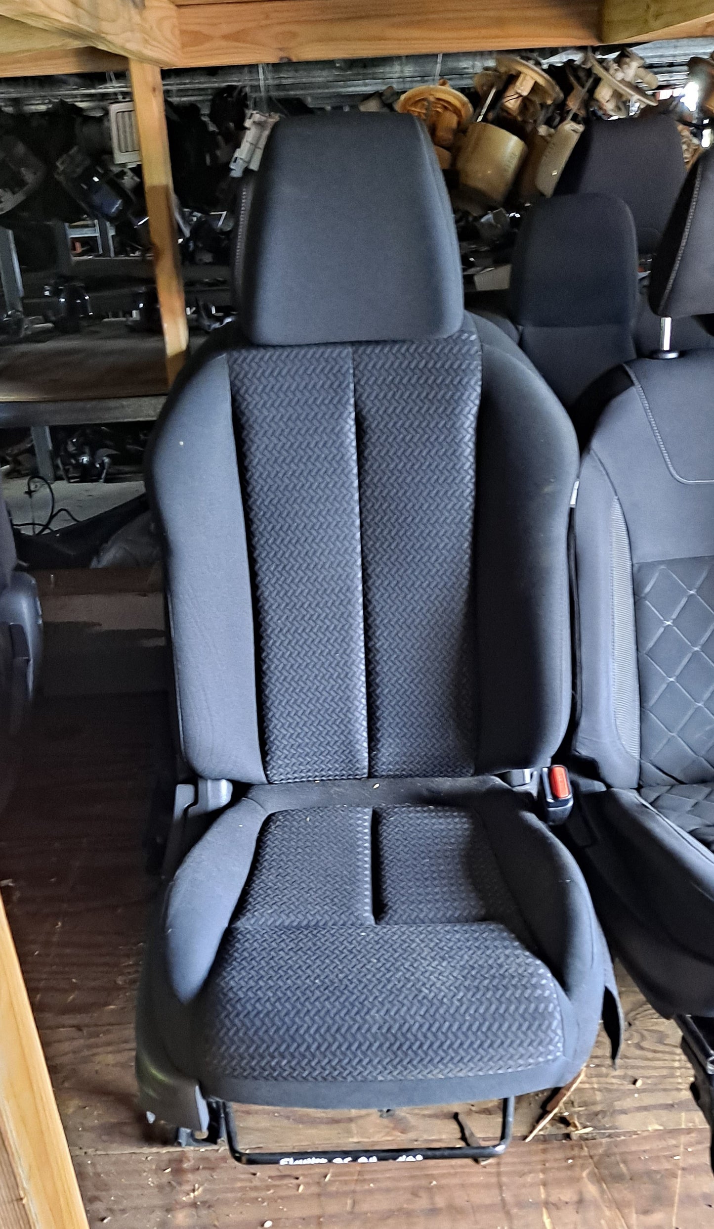 BUTACA PASAJERO ELANTRA 2025 (NEGRO)