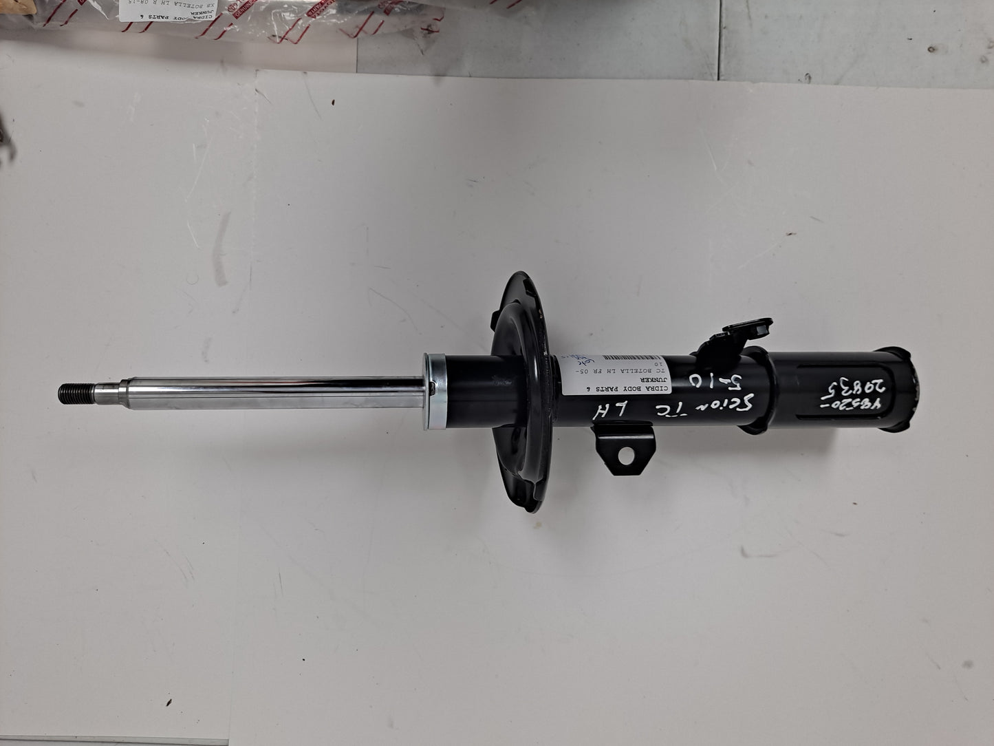 BOTELLA IZQUIERDA DELANTERA SCION TC 2005-2010