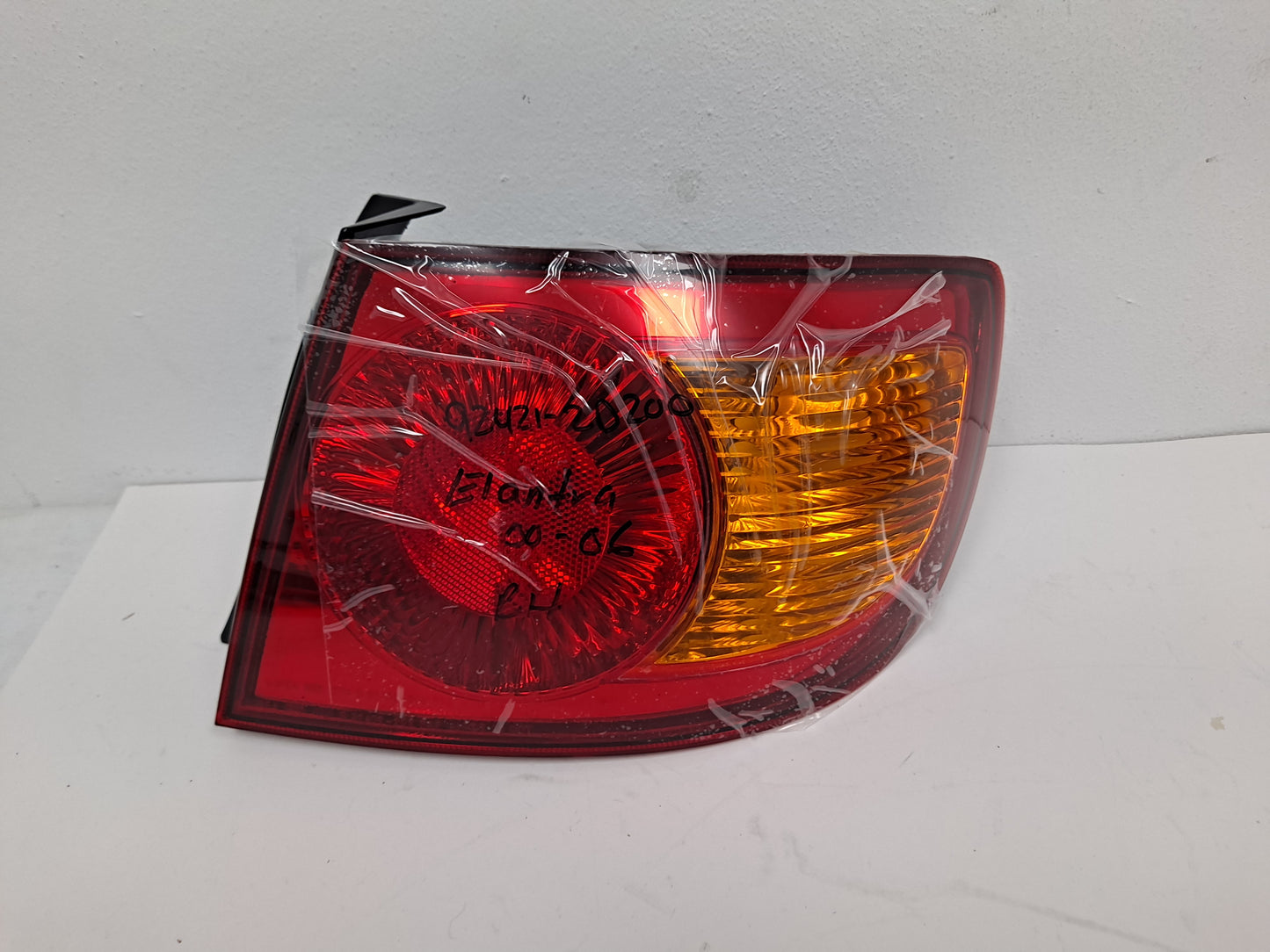 FOCO TRASERO DERECHO ELANTRA 2000-2006
