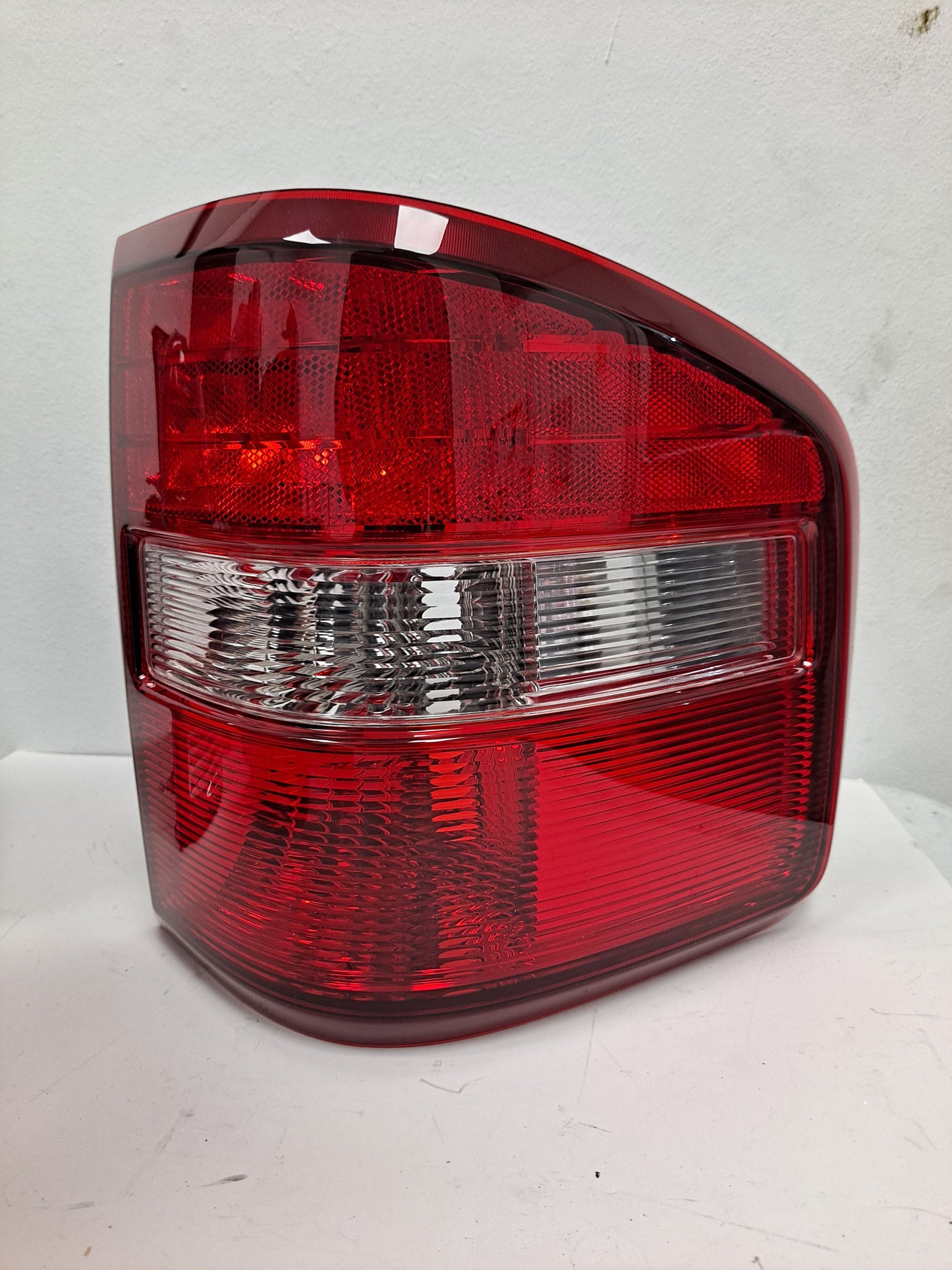 STOP LAMP DERECHO F1-150 2004-2009