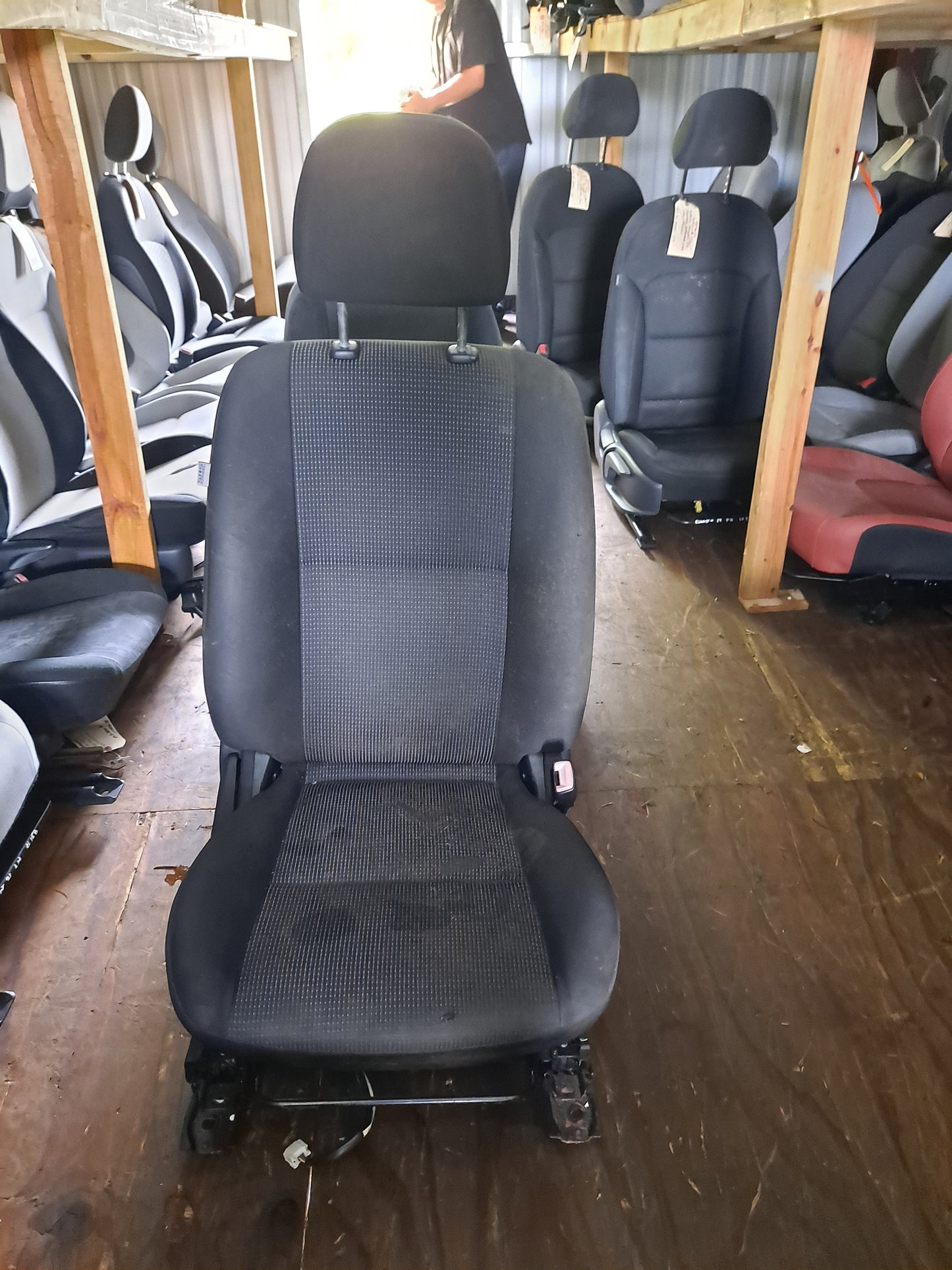 BUTACA PASAJERO (DERECHA) LANCER 2010 (NEGRO)