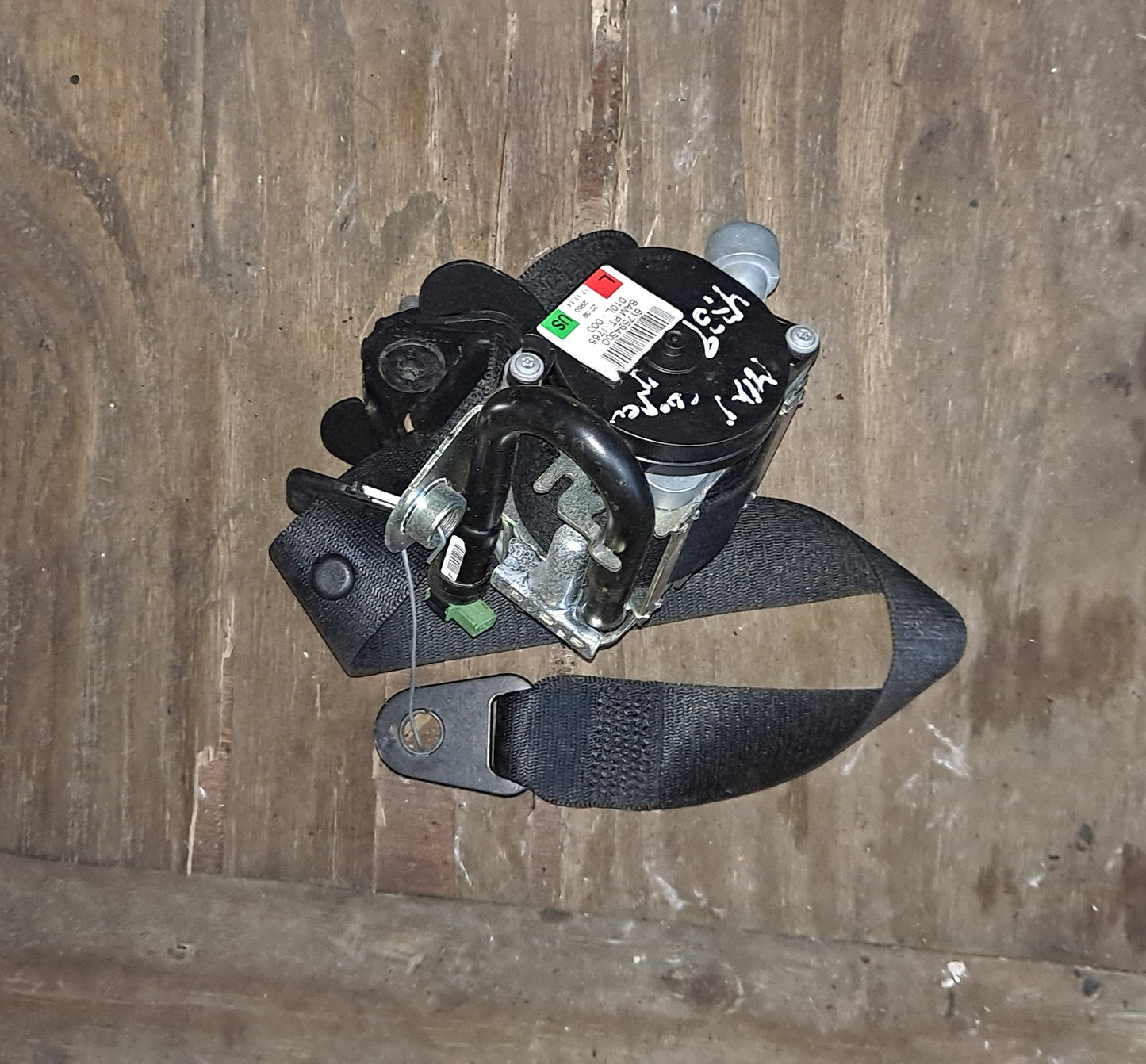 CINTURON DE SEGURIDAD DELANTEROS (LADO DERECHO E IZQUIERDO) MINI COOPER COUNTRY MAN 2015