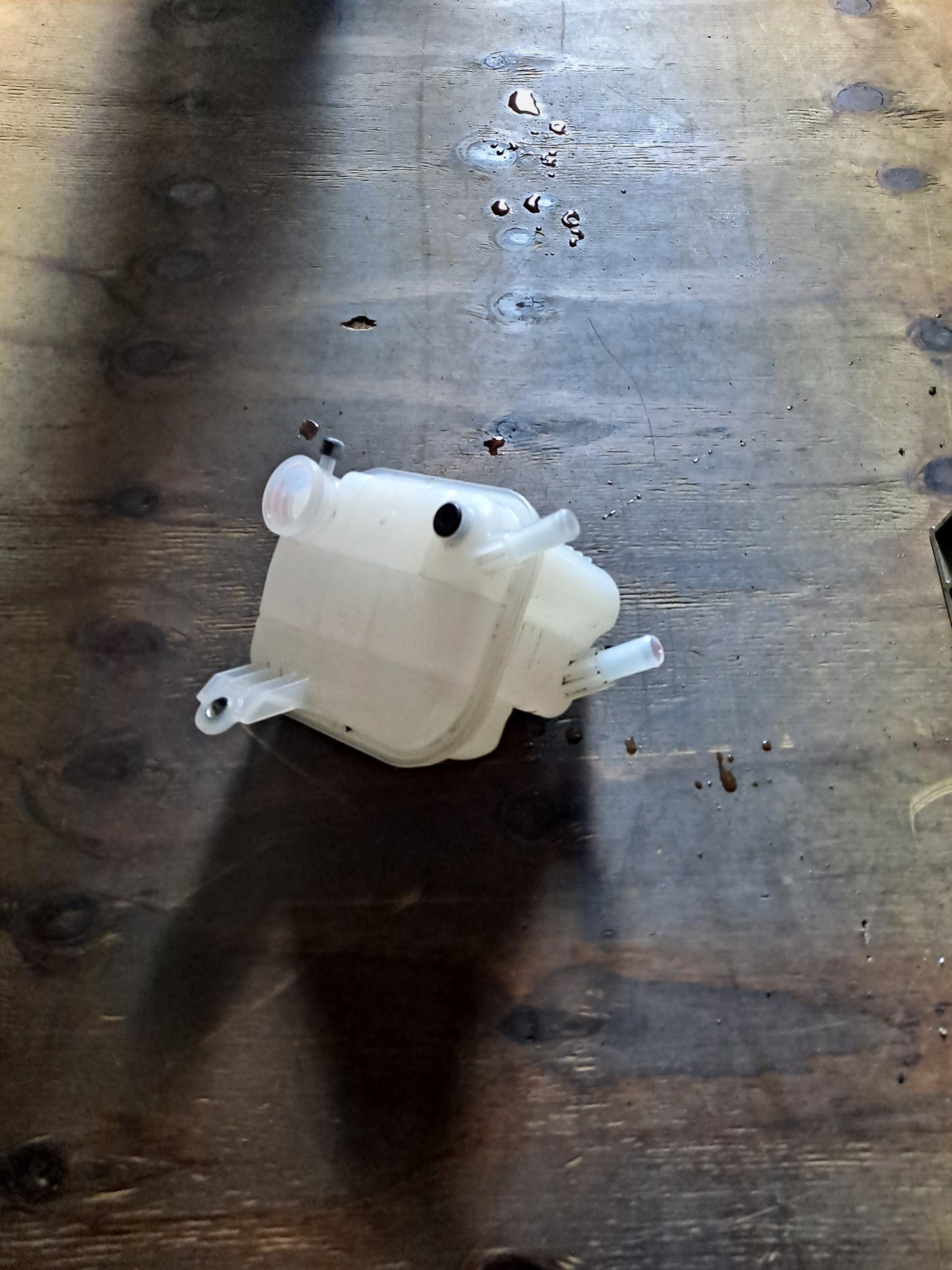 DEPOSITO DE COOLANT COROLLA 2020-2023