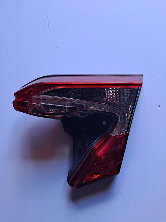 FOCO TRASERO DE BAUL RH TOYOTA C-HR (2018 - 2020)