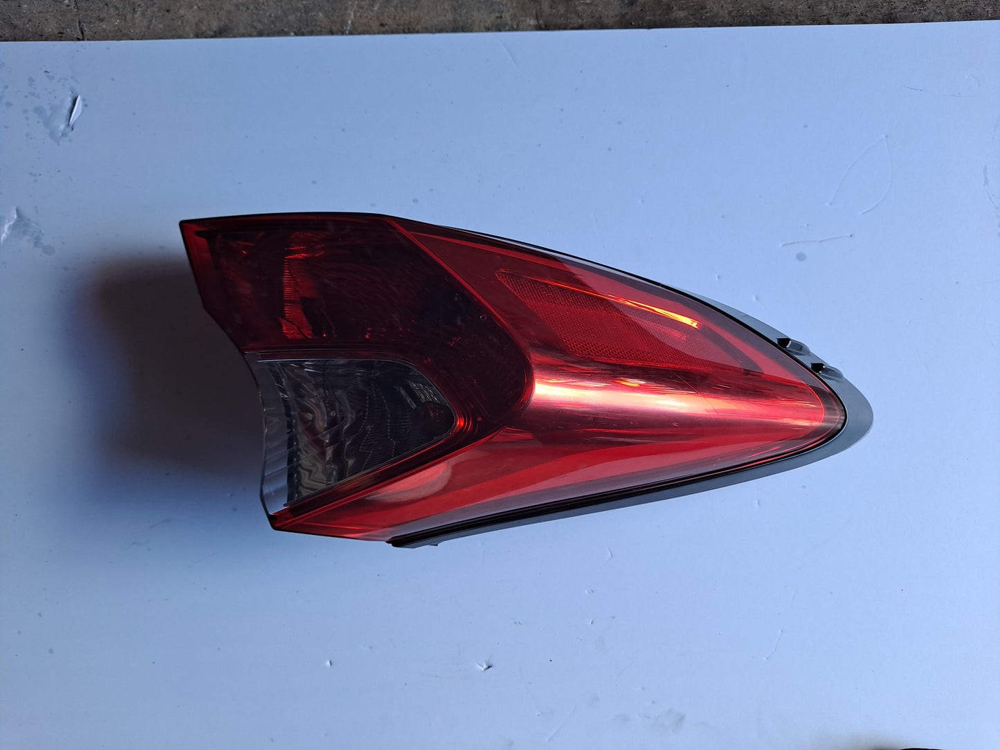 FOCOS TRASEROS DE PANEL RH y LH TOYOTA C-HR 2018-2020
