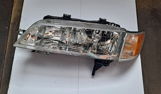 FOCO DELANTEROS IZQUIERDO Y DERECHO ACCORD 1994 - 1997