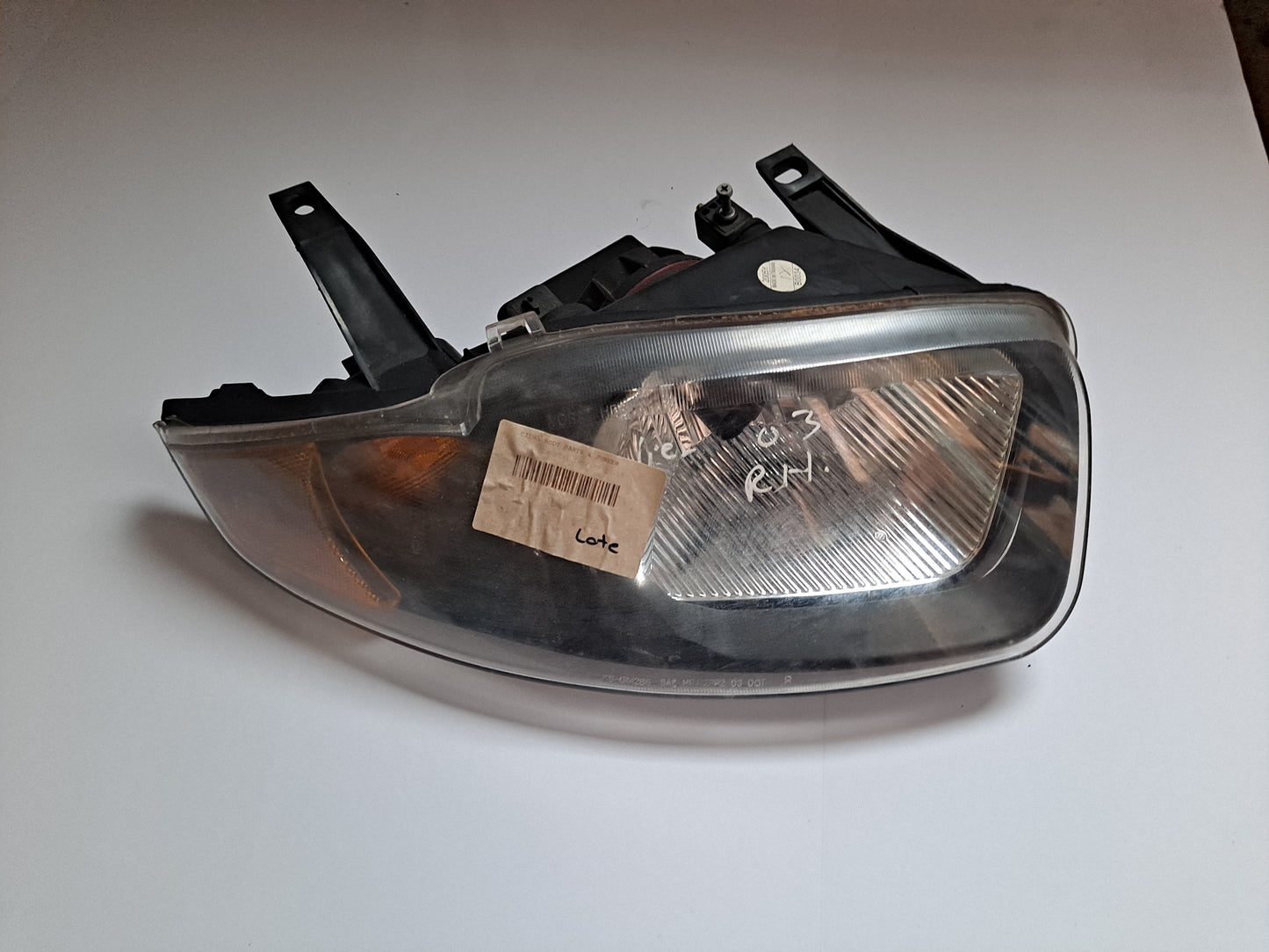 FOCO DERECHO DELANTERO CAVALIER 2003-2005