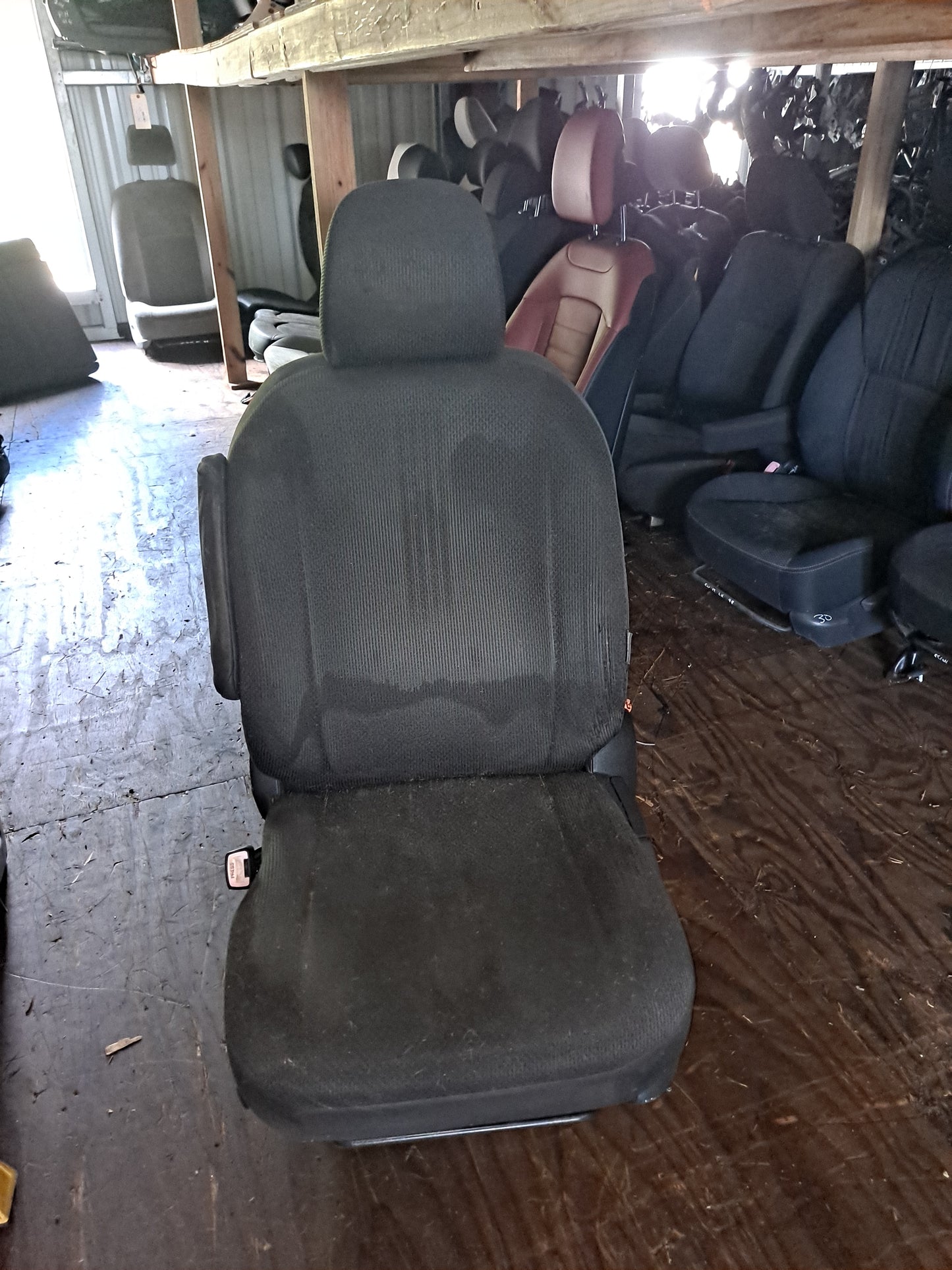 BUTACA CHOFER SCION XB 2008 (NEGRO)