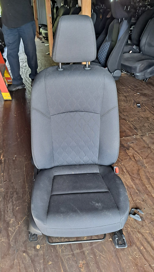 BUTACA PASAJERO COROLLA 2023 (NEGRO)