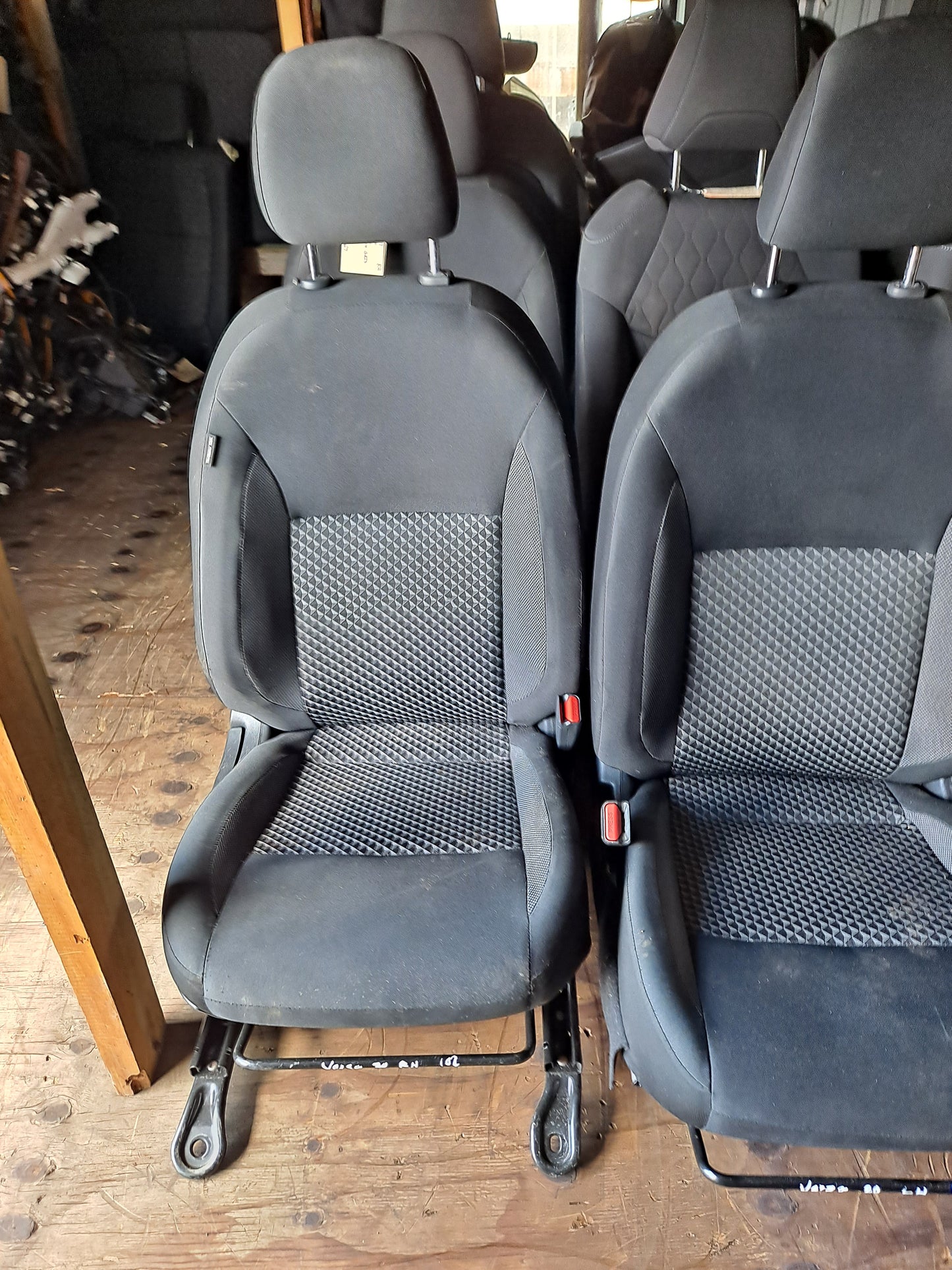 BUTACAS PASAJERO Y CHOFER VERSA 2020