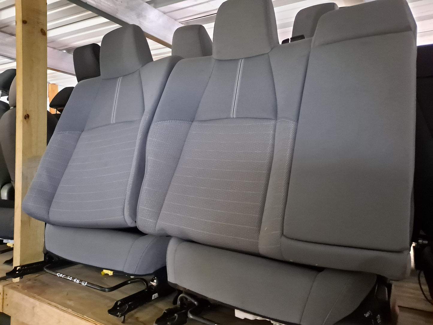 BUTACAS COROLLA 2020 (SET COMPLETO)