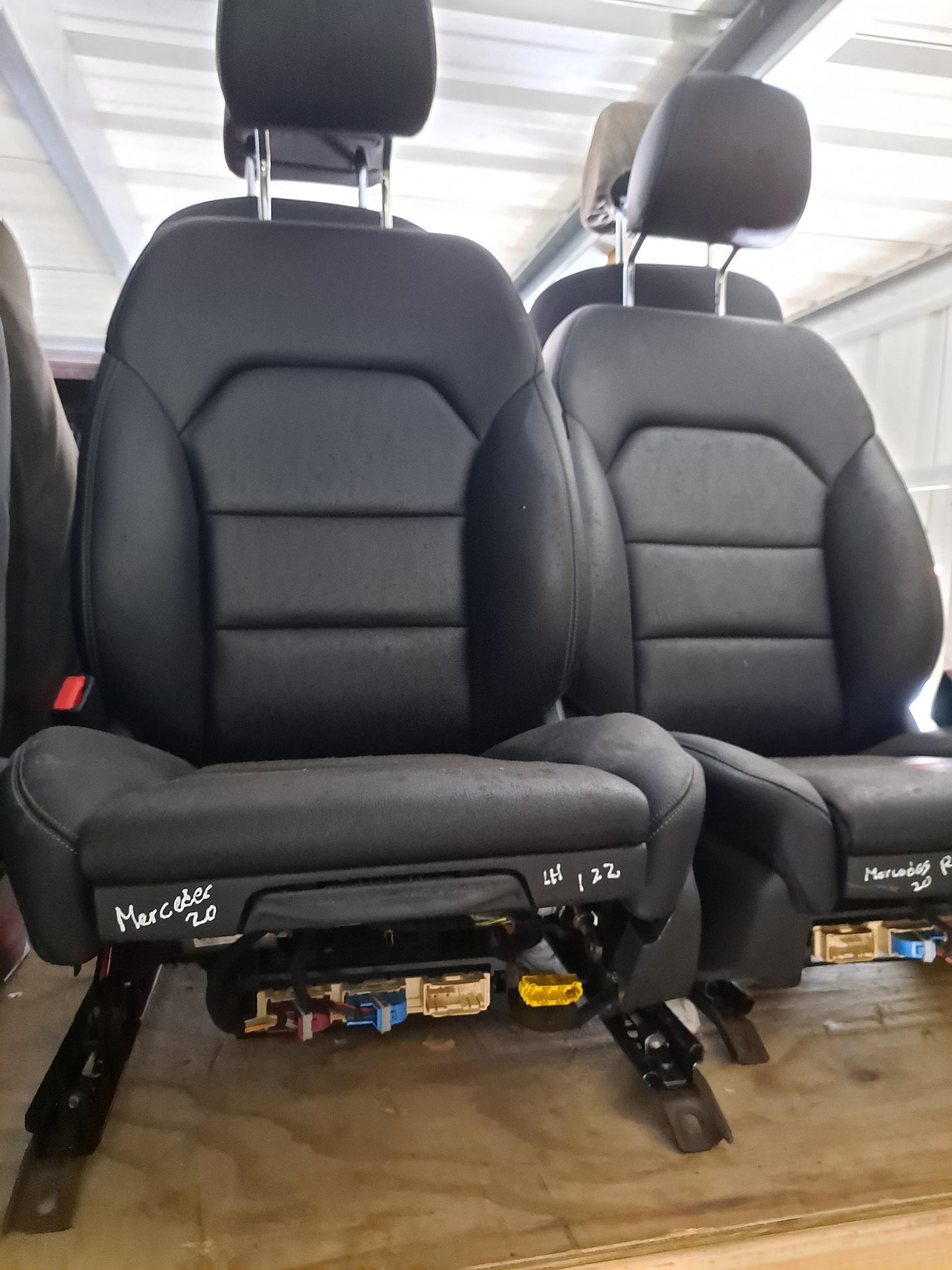 BUTACAS MERCEDEZ BENS GLA 250 (2020) - SET COMPLETO