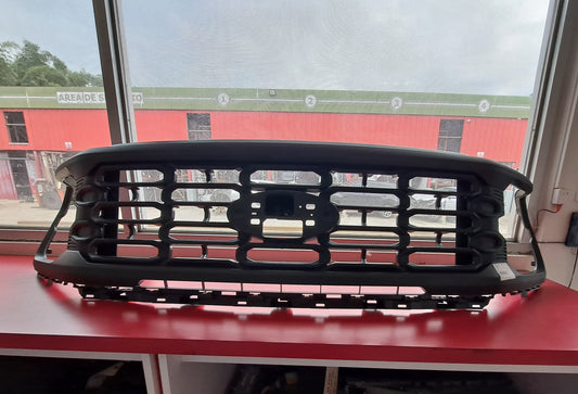 PARRILLA FORD 150 (2024-2025) GRILLE ASSY ORIGINAL