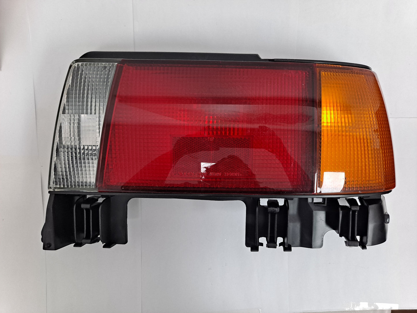 STOP LAMP RH TERCEL 1991-1994 (LADO PASAJERO)