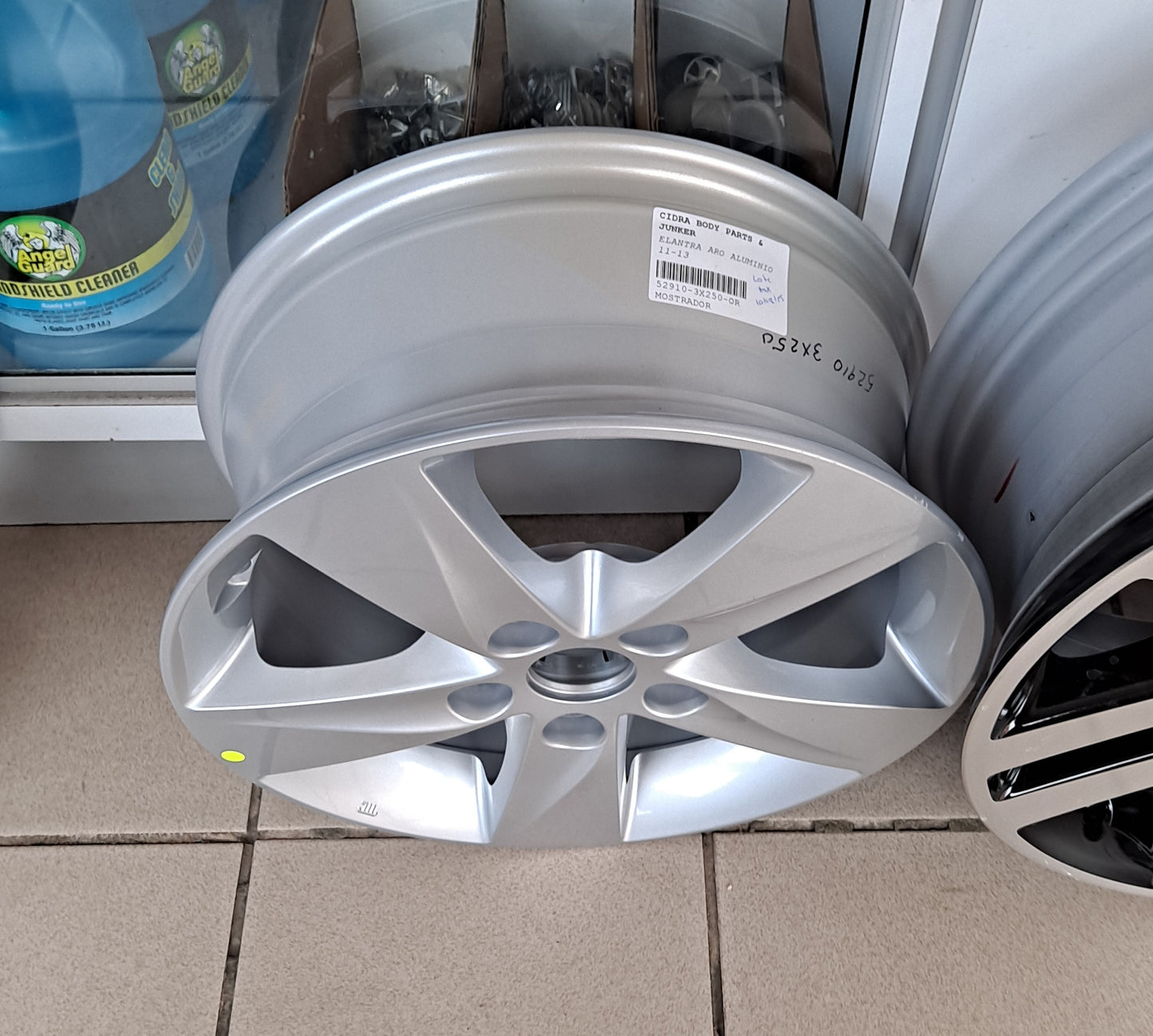 ARO ALUMINIO ELANTRA 2011-2013 NUEVO/ORIGINAL