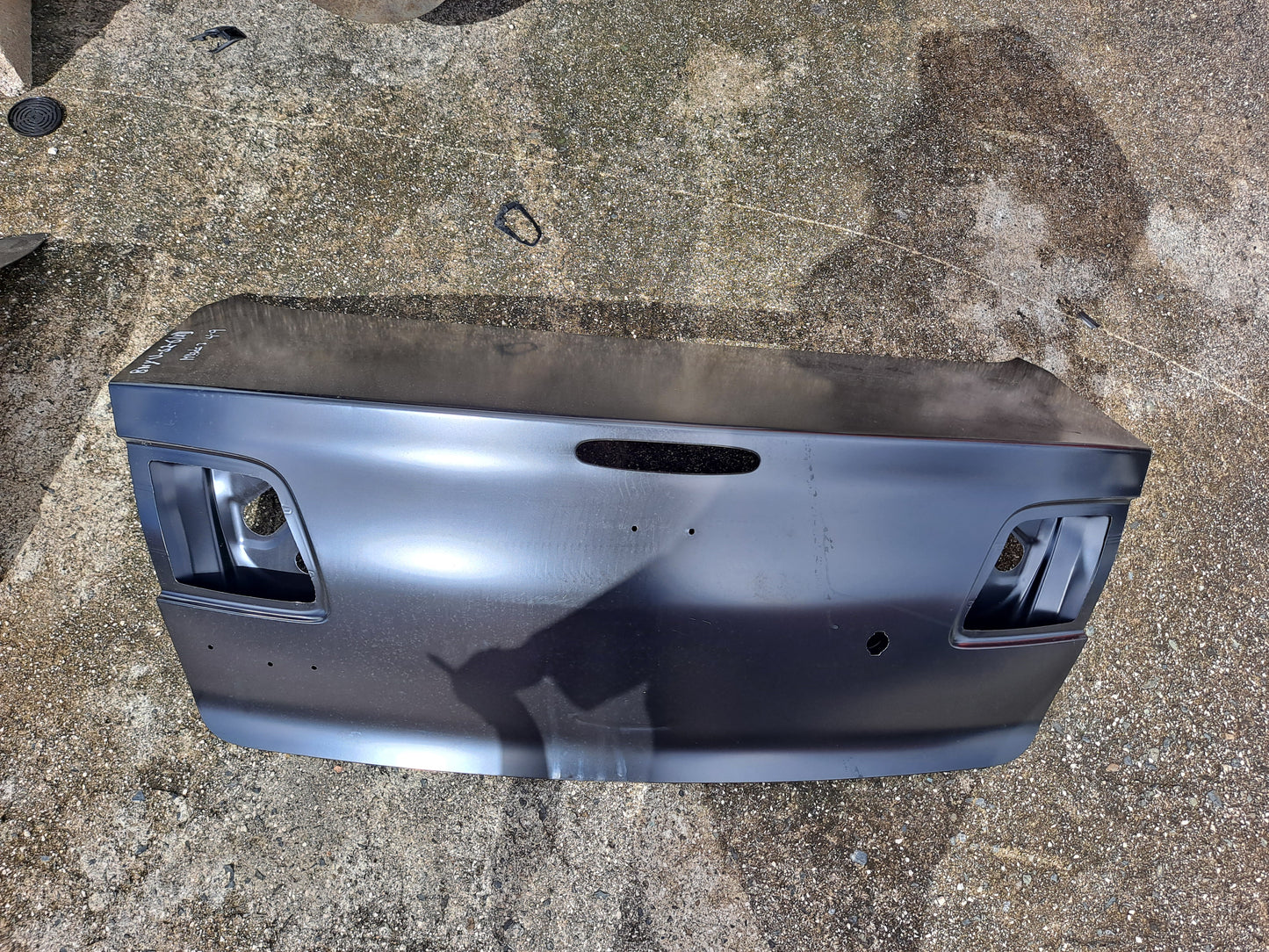 TAPA DE BAUL MAZDA 3 2004-2009