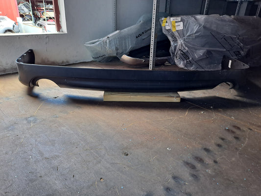 BUMPER TRASERO DE ABAJO CAMRY 2007-2009