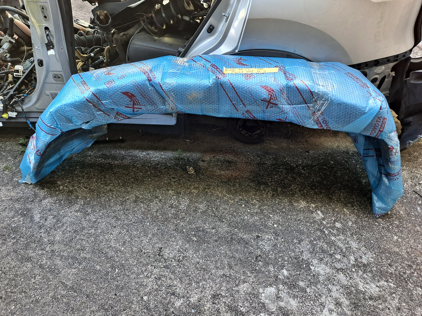 BUMBER TRASERO PRIUS 2004-2009