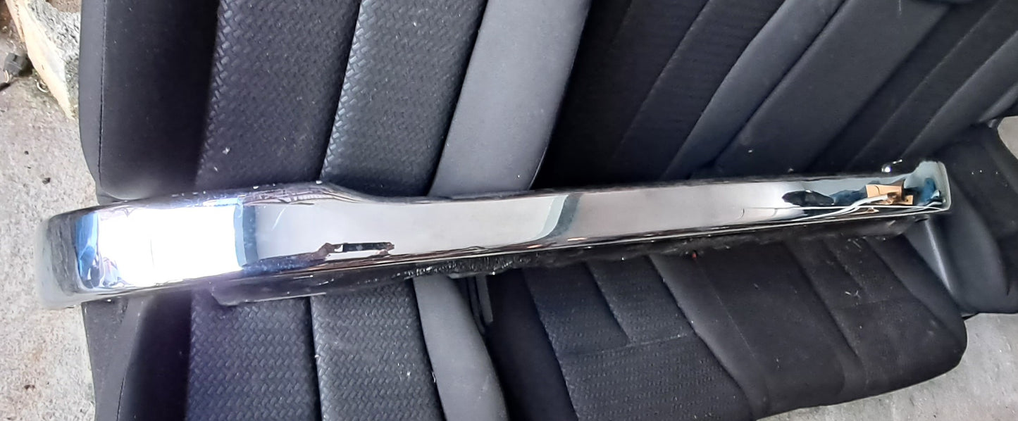 BUMPER DELANTERO TACOMA 2001-2004 FACE BAR CHROME