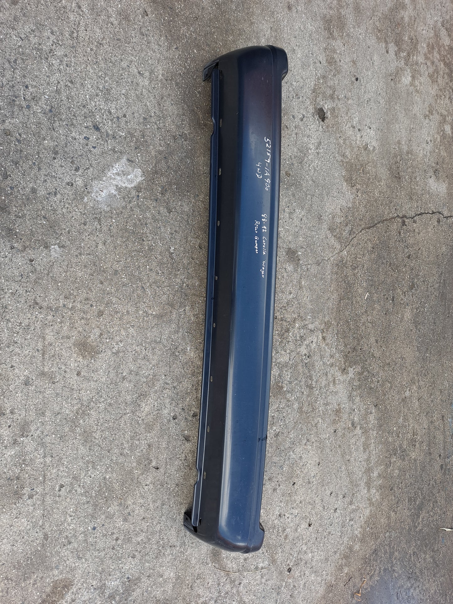 BUMPER TRASERO COROLLA 1988-1992