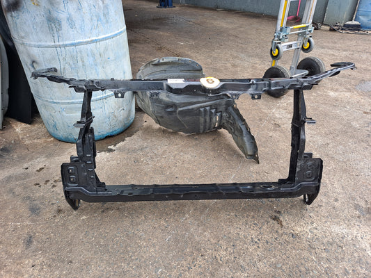 SOPORTE DE RADIADOR SCION TC 2005-2010