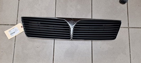 LANCER GRILLE 2002-2003 SEDAN