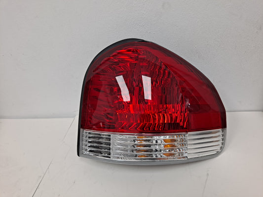 FOCO TRASERO DERECHO SANTA FE 2005-2006