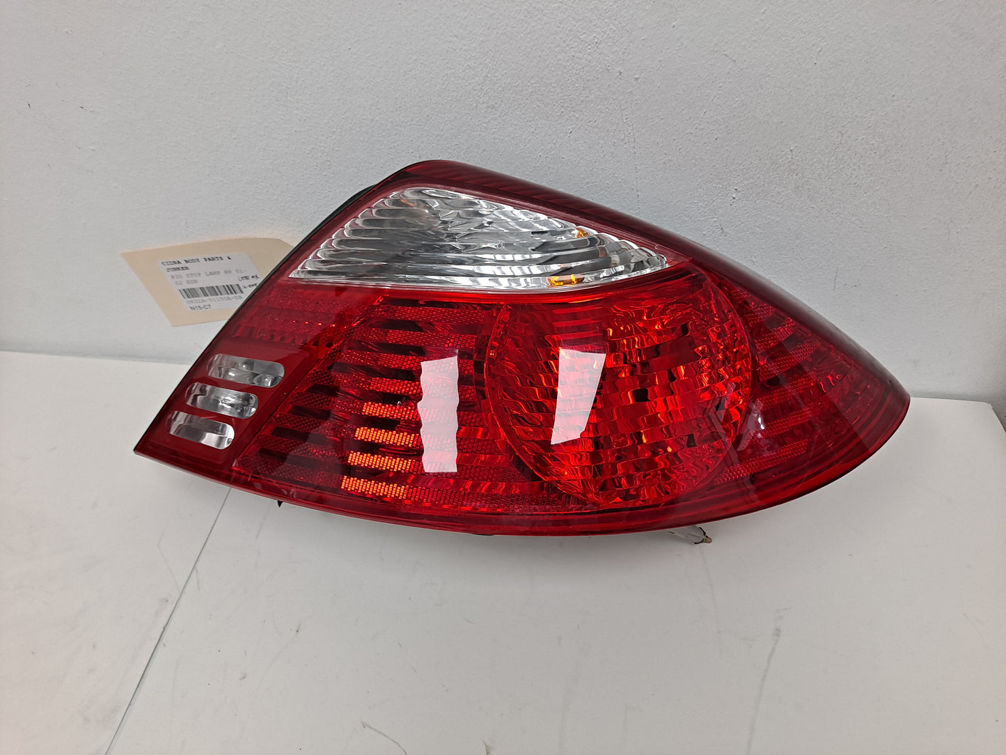 FOCO TRASERO DERECHO RIO SEDAN 2001-2002