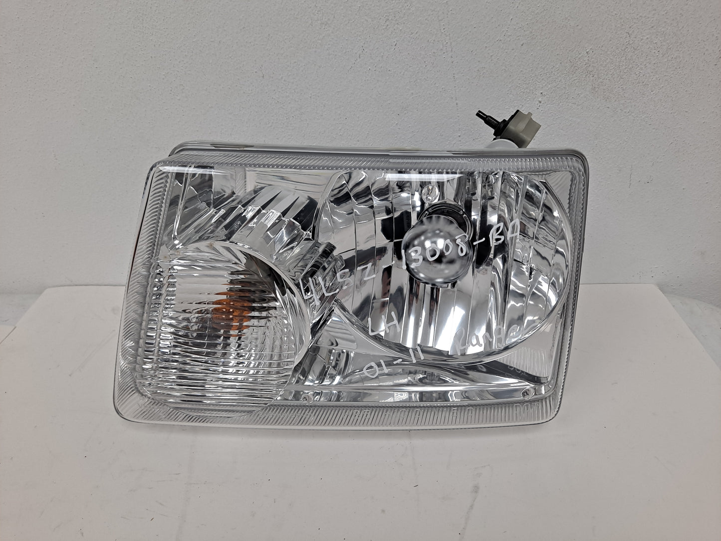 FOCOS DELANTEROS FORD RANGER 2004-2005