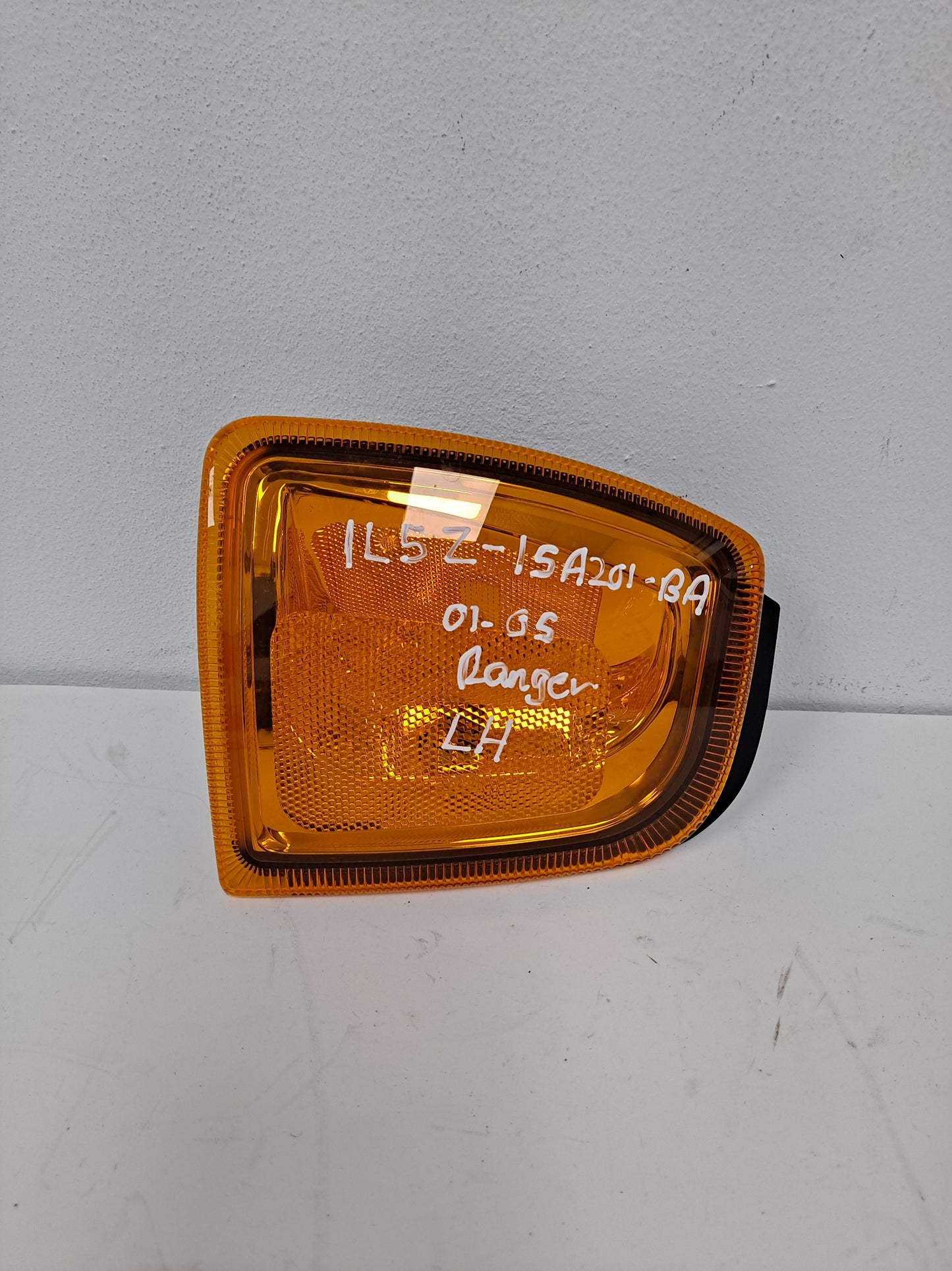 SIDE MARKER IZQUIERDO RANGER 2001-2005