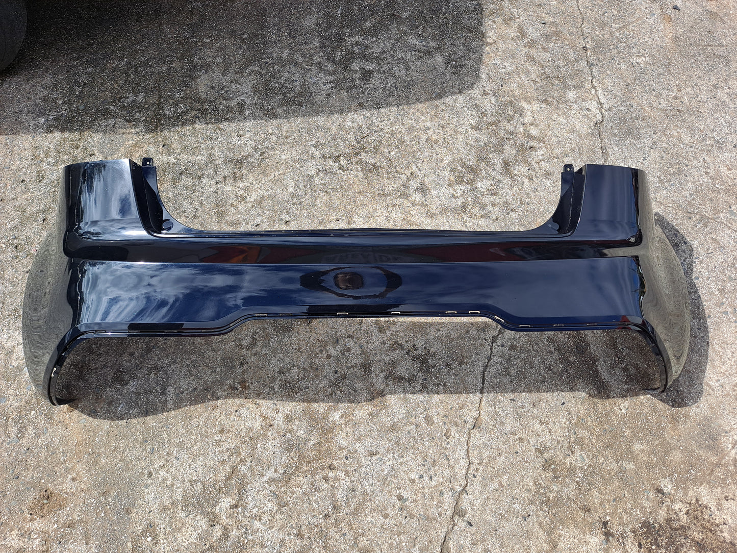 BUMPER TRASERO RIO 5TO 2012-2015