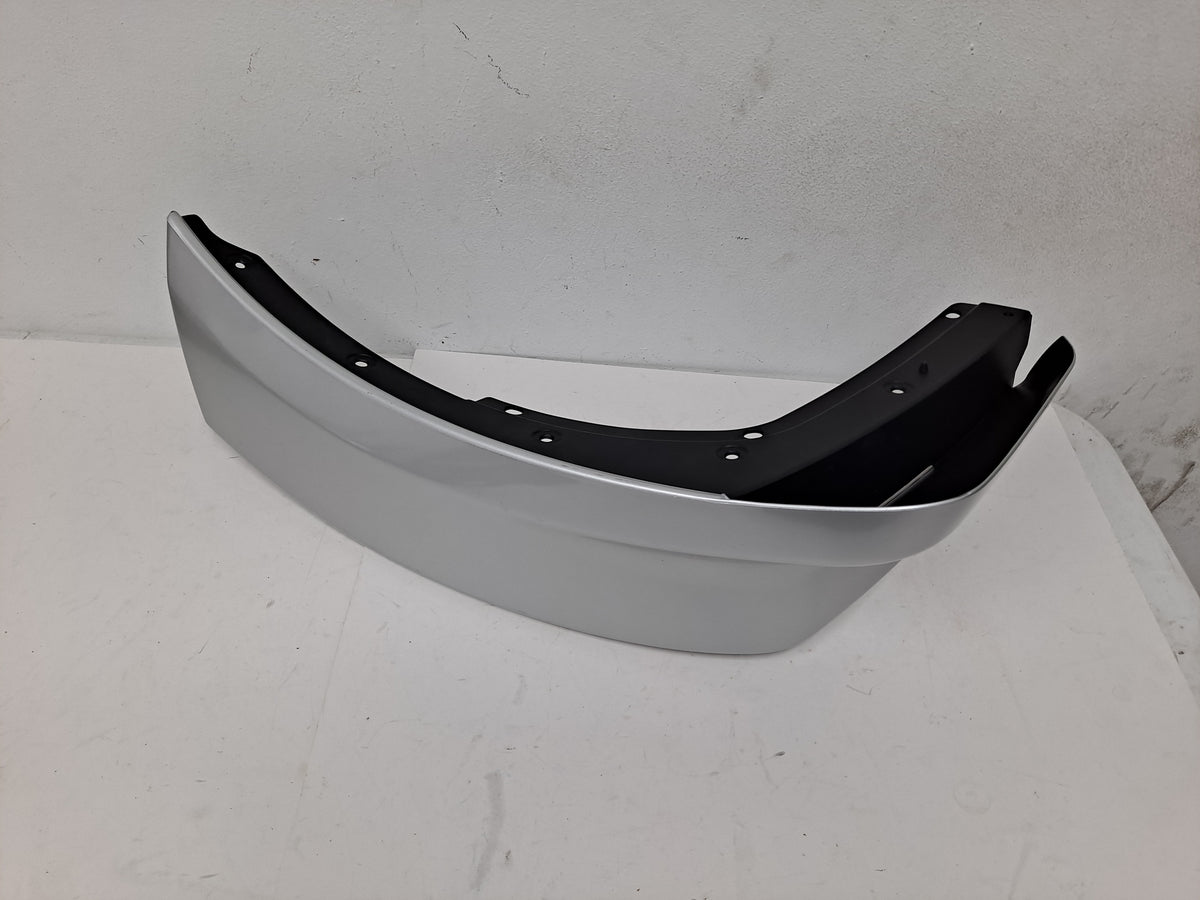 MUD GUARD DERECHA TRASERA MONTERO 2001-2002