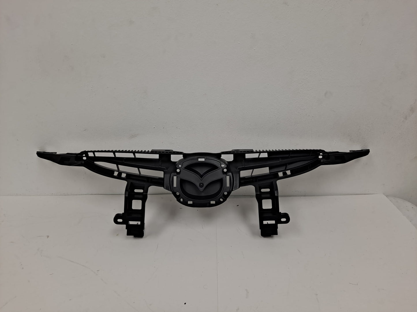 MAZDA 2 GRILLE 2011-2014
