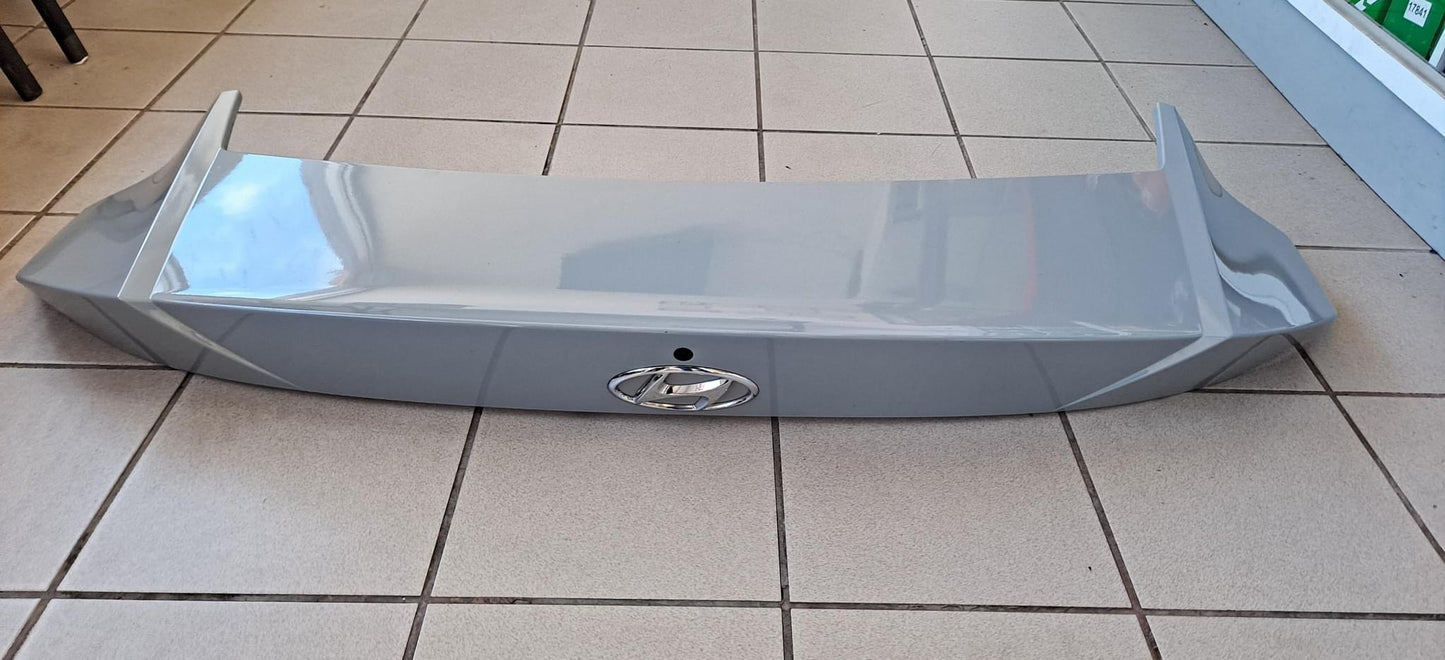 Spoiler trasero Hyundai Elantra 2022-2025